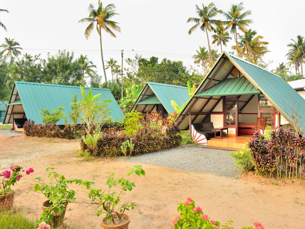 Kadaloram Beach Resort Kochi Exterior foto